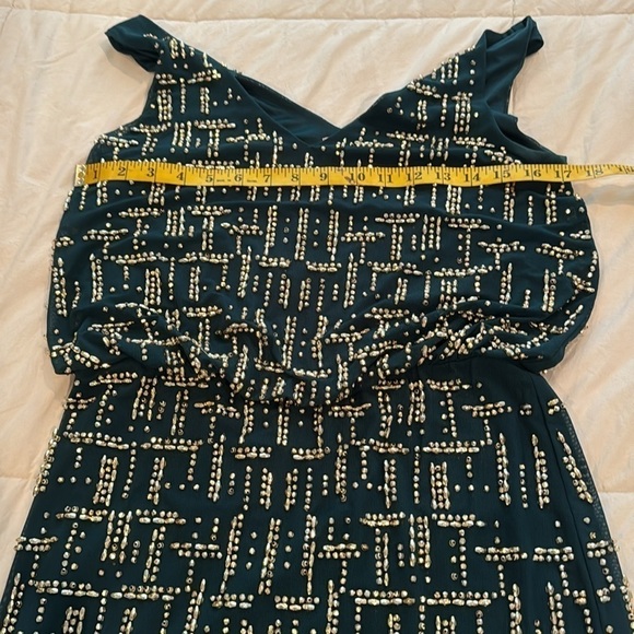 Cache green dress with gold beads - Picture 8 of 11